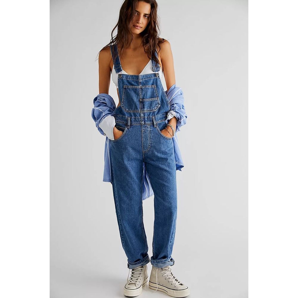 We The Free People Ziggy Denim Overalls Blue size Medium Loose Relaxed